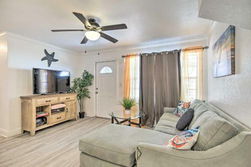 Central Pompano Beach Home Less Than 3 Mi To Ocean!