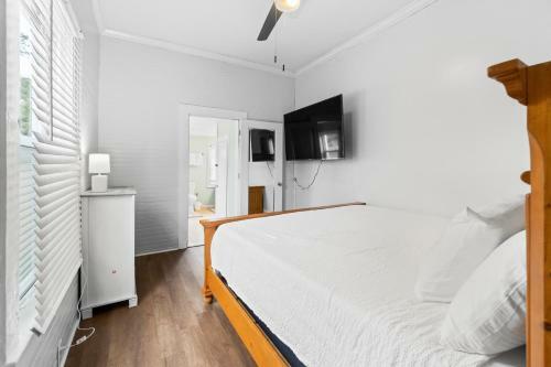 Downtown East Retreat