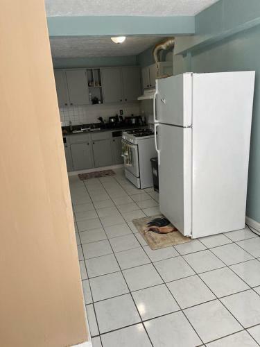 UNA Rec�mara C�moda Y Privada En Atlanta