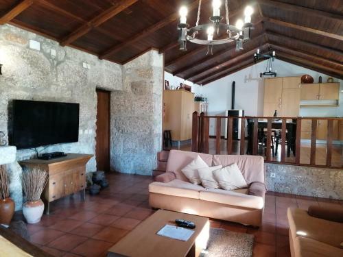 Casa Rustica Com Piscina Geres By Mystay