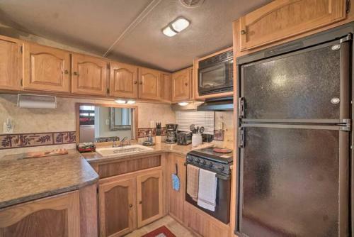 Rustic Cleveland Escape With 5 Star Resort Amenities