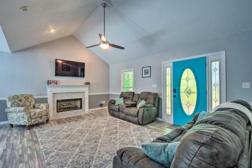 Charming Ranch-style Home Near Lake Lanier!