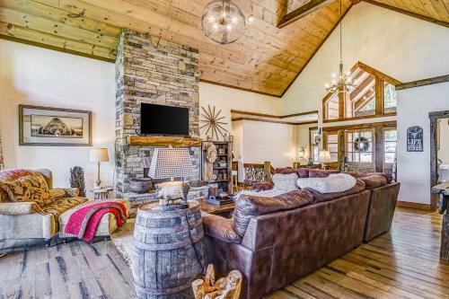 Birchwood Lodge