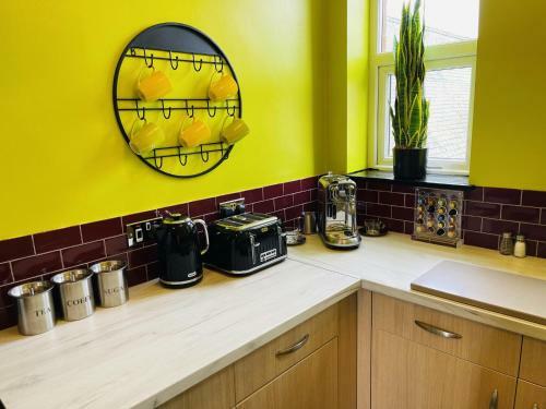 Captain Chevalle Penthouse Studio Apartment