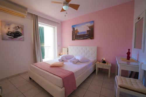 Apartamento Mandy Seafront Suites