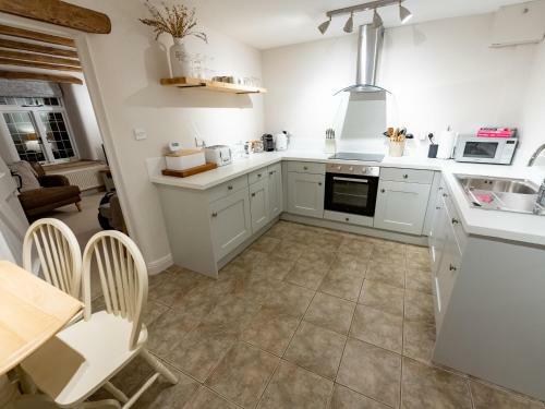 Oak Cottage