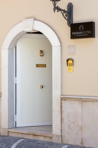 Bed & Breakfast Pavean Suites