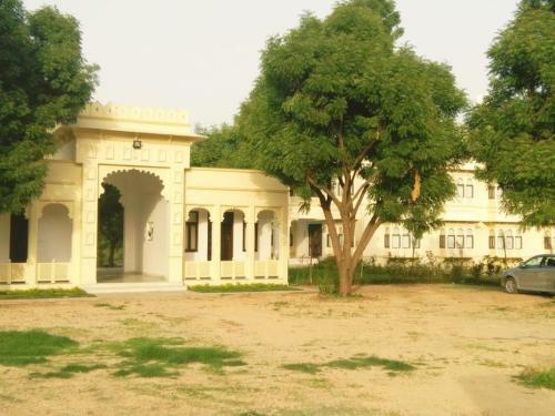 Bed & Breakfast Shalini Vilas