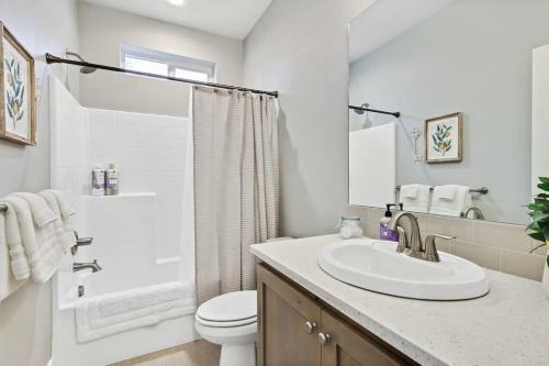 Modern & Luxurious Private 3 Bedroom Boise Home