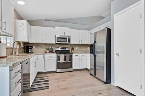 A La Mode Homestyle 3 Bedroom Centered In Meridian, Id