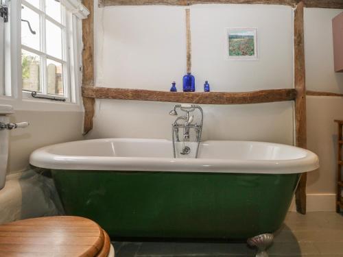 Hunts Farm Cottage