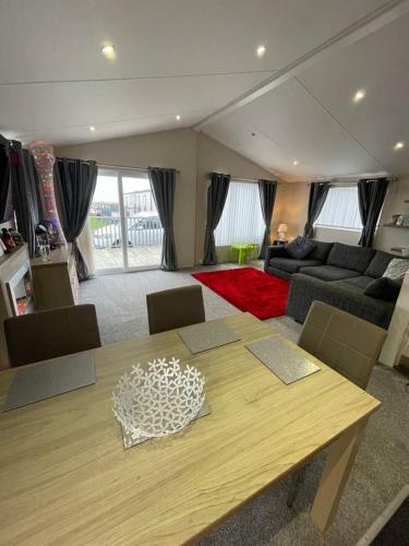 Luxury Lodge