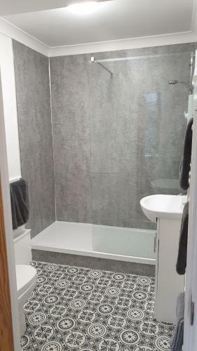 Beautiful Apartment 2 Mins To The Beach