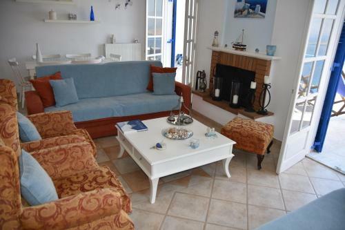 Villa Iokasti (sea View)
