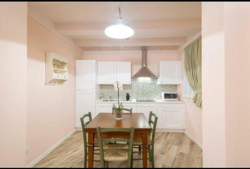 Residenza Dei Piaceri Perduti-rosa