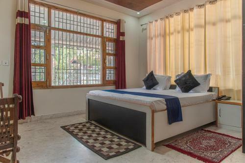 Pine Dream Resort L Kasauli L Barog