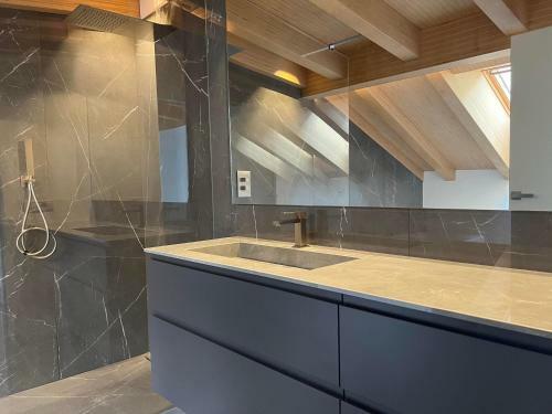 Apartamento Luxury Lakefront Penthouse