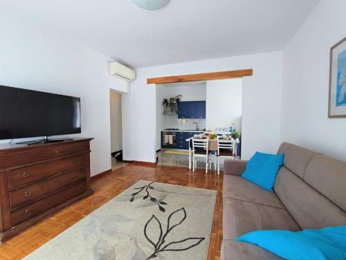 Apartamento Baga's Home With Terrace