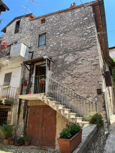 Dai Dico La Pace Nel Borgo