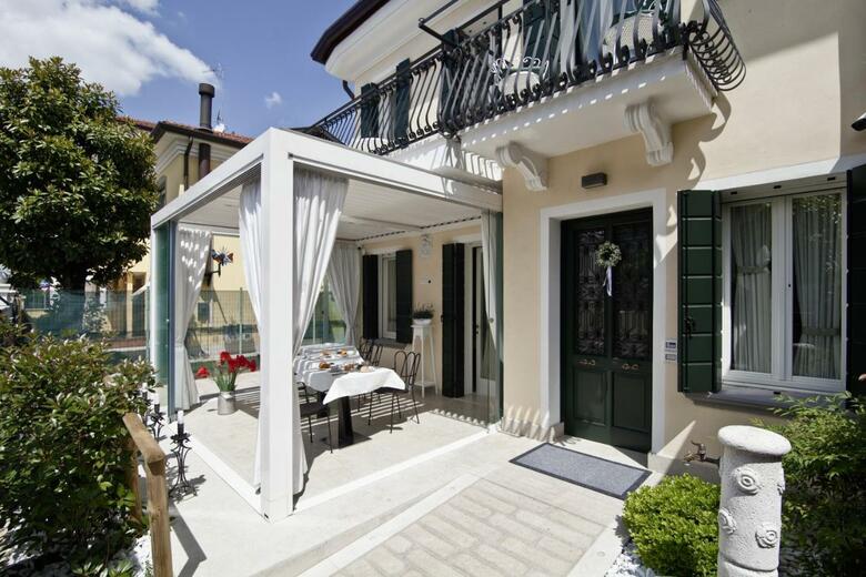 Hostal Chiara - Lodge