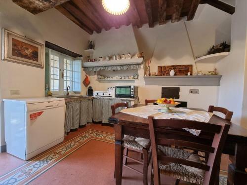 Holiday Home In Orbicciano-camaiore-lu With Private Pool