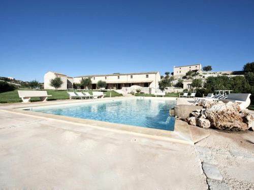 Majestic Holiday Home In Modica With Shared Pool