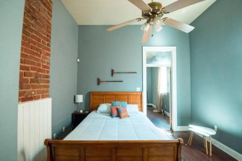 Apartamento Walk 2 Sreetcar! On Site Pool + W+d