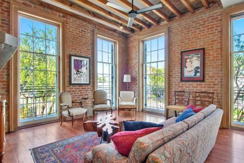 Apartamento Fab 1838 Garden District 5br With Parking And Balcony