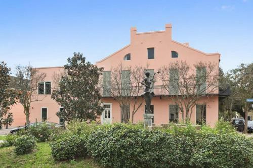 Apartamento Fab 1838 Garden District 5br With Parking And Balcony
