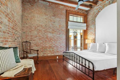 Apartamento Fab 1838 Garden District 5br With Parking And Balcony