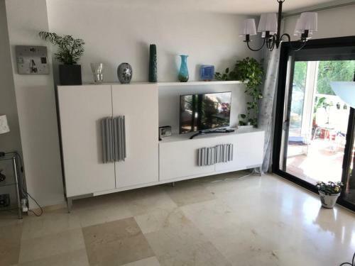 Duquesa Perfectly Located 3 Bedrooms Apartment