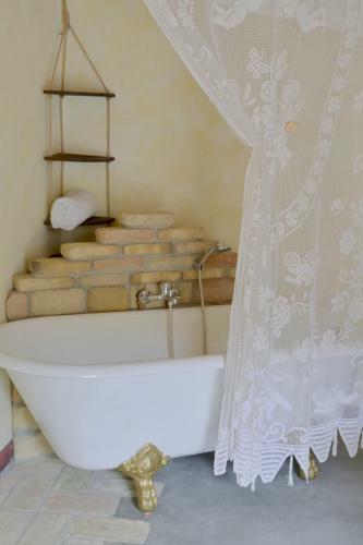 Apartamento Pallazo Antico Nella Piazza Di Montepagano