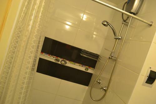 A1 Apartments