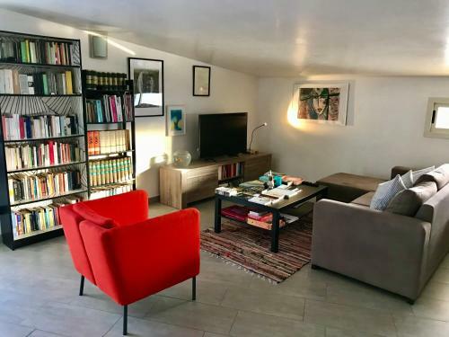 Noto, One Cozy Bedroom With Private Bathroom