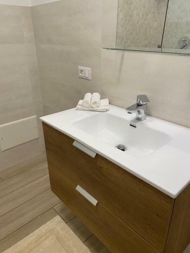 Casa Emal�