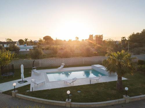 Apartamento Villa Lisa Con Piscina - Cod 503