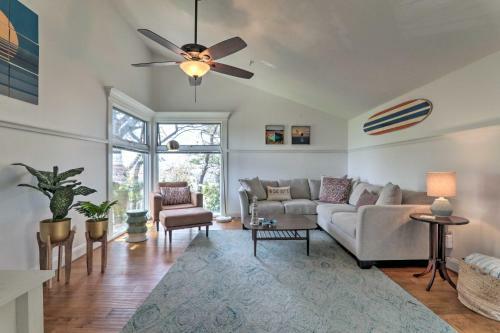 Apartamento Stylish Mashpee Condo With Private Beach Access