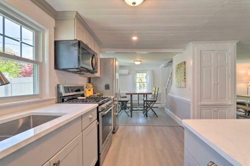 Breezy House With Patio, Steps To The Beach!