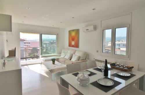 Apartamento Esquinero En Palam�s