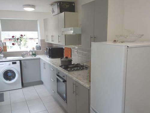 2 Bedroom Holiday Home