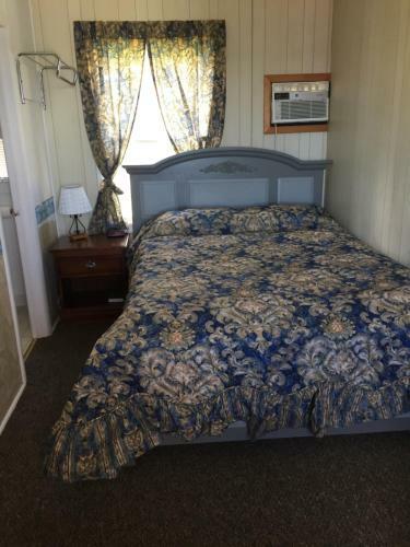 Moran Bay Motel