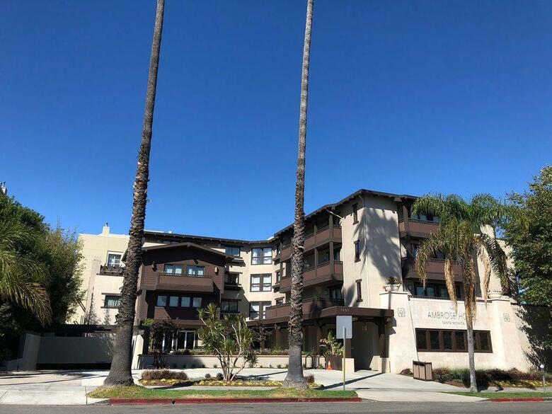 Ambrose Hotel