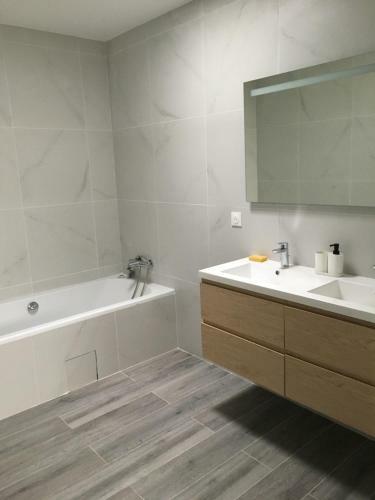 Villa Maison Vall�e de L'ouche � 10 Mn de Dijon