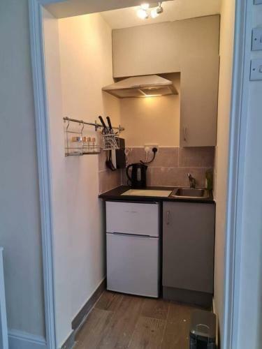 Town Centre Studio Flat