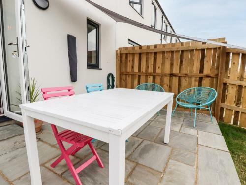 1 Silver Birch Gardens