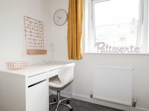 1 Silver Birch Gardens
