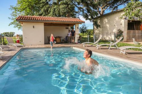 Le Mazage Des Tr�gans