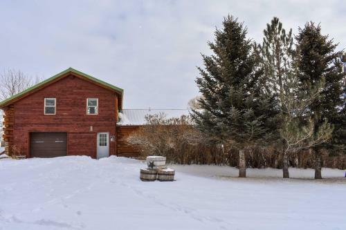Rustic Livingston Ranch House With Mtn Views!