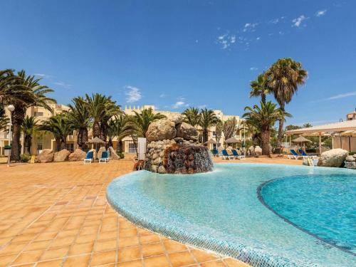 Charming Apartment In Roquetas de Mar With Terrace