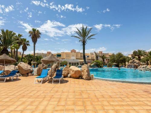 Charming Apartment In Roquetas de Mar With Terrace
